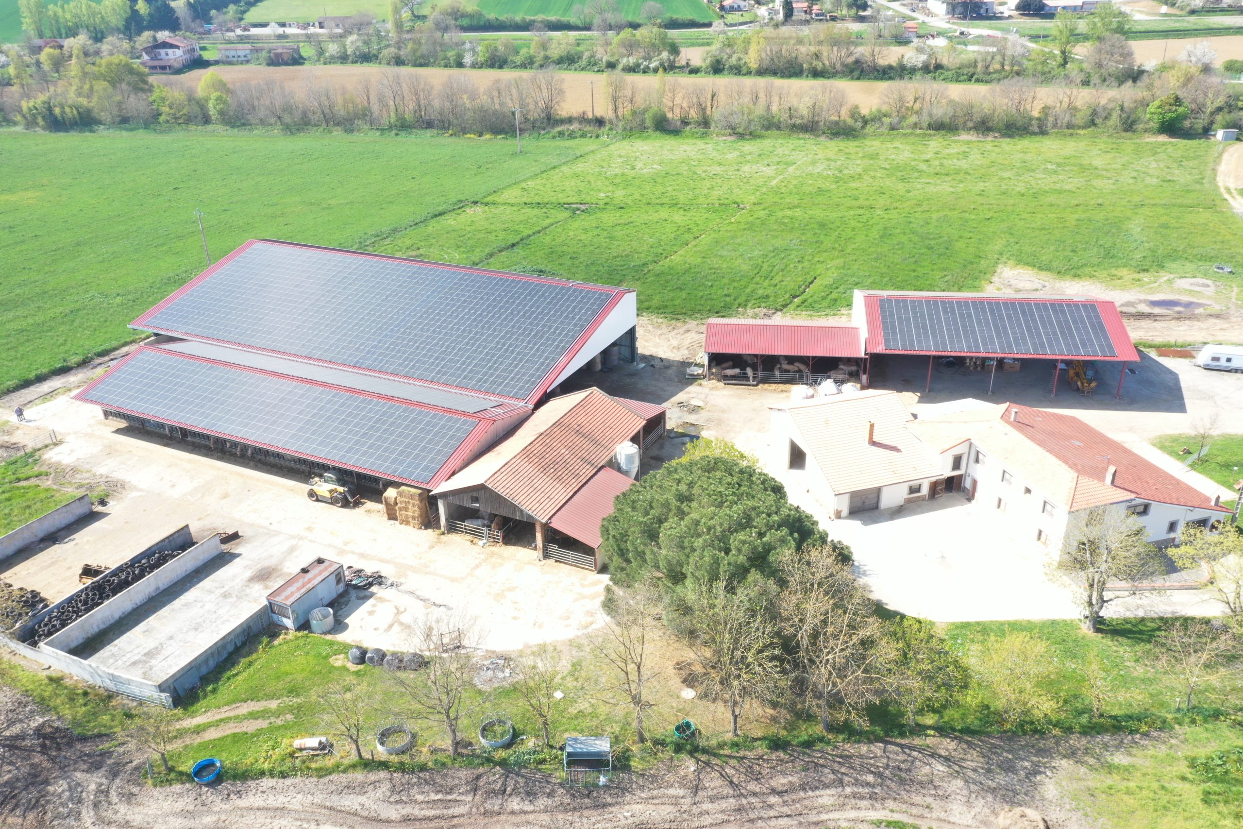 Hangar agricole photovoltaïque Lahille - Générale du Solaire