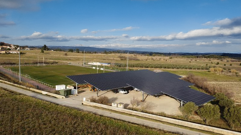 Ombrières photovoltaïques Moussan - Générale du Solaire Ombrières photovoltaïques Moussan - Générale du Solaire